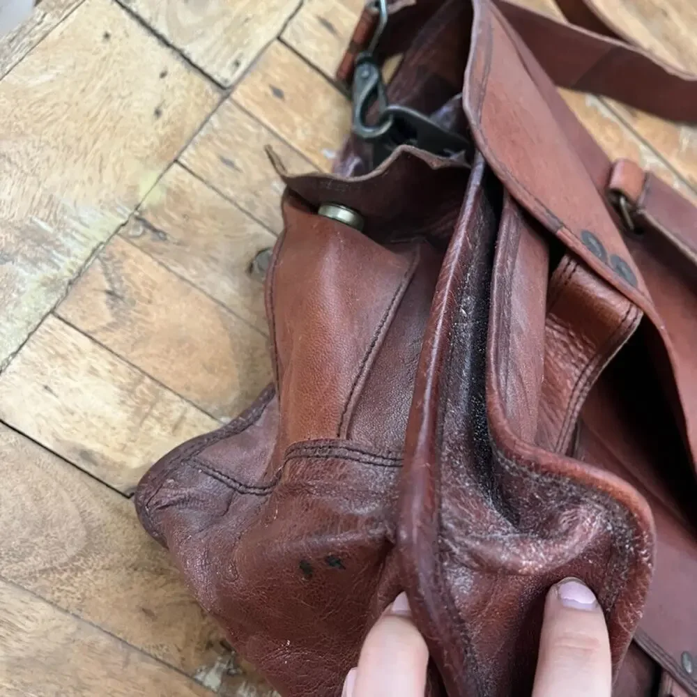 Brown Leather Messenger Bag 18